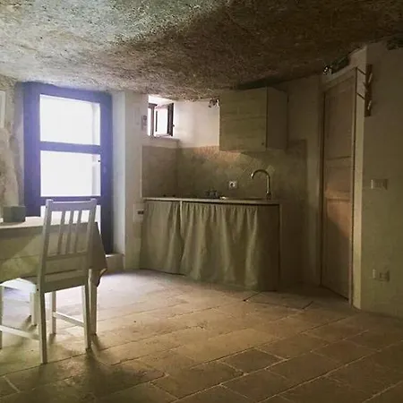 La Grotta Degli Aranci * Scicli